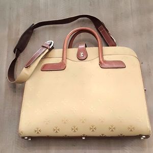 Moonsus 17" laptop carrying case